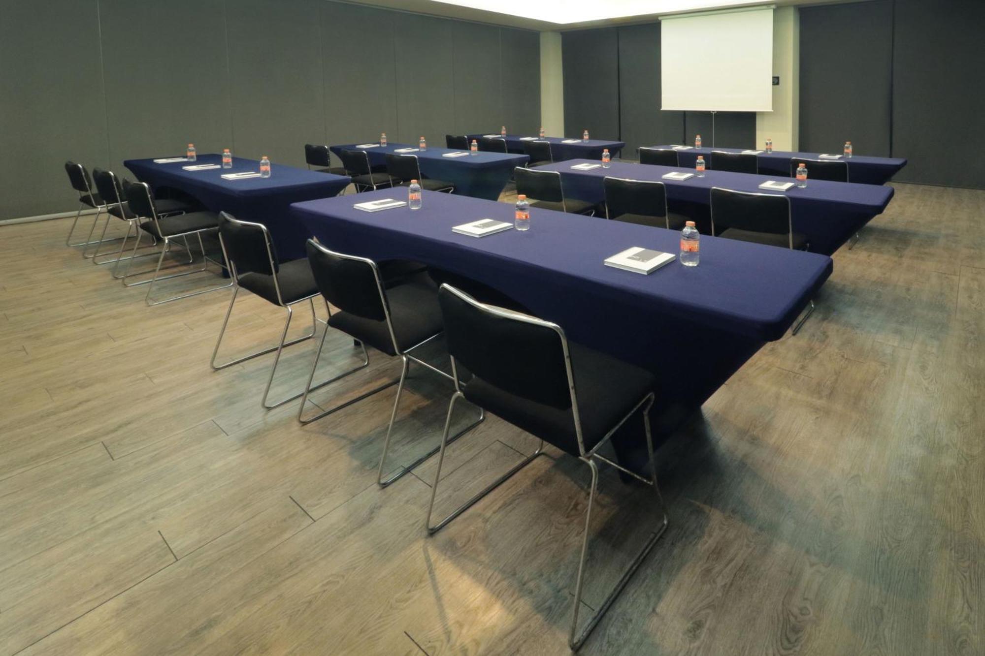 City Express Plus By Marriott Monterrey Galerias Exterior foto