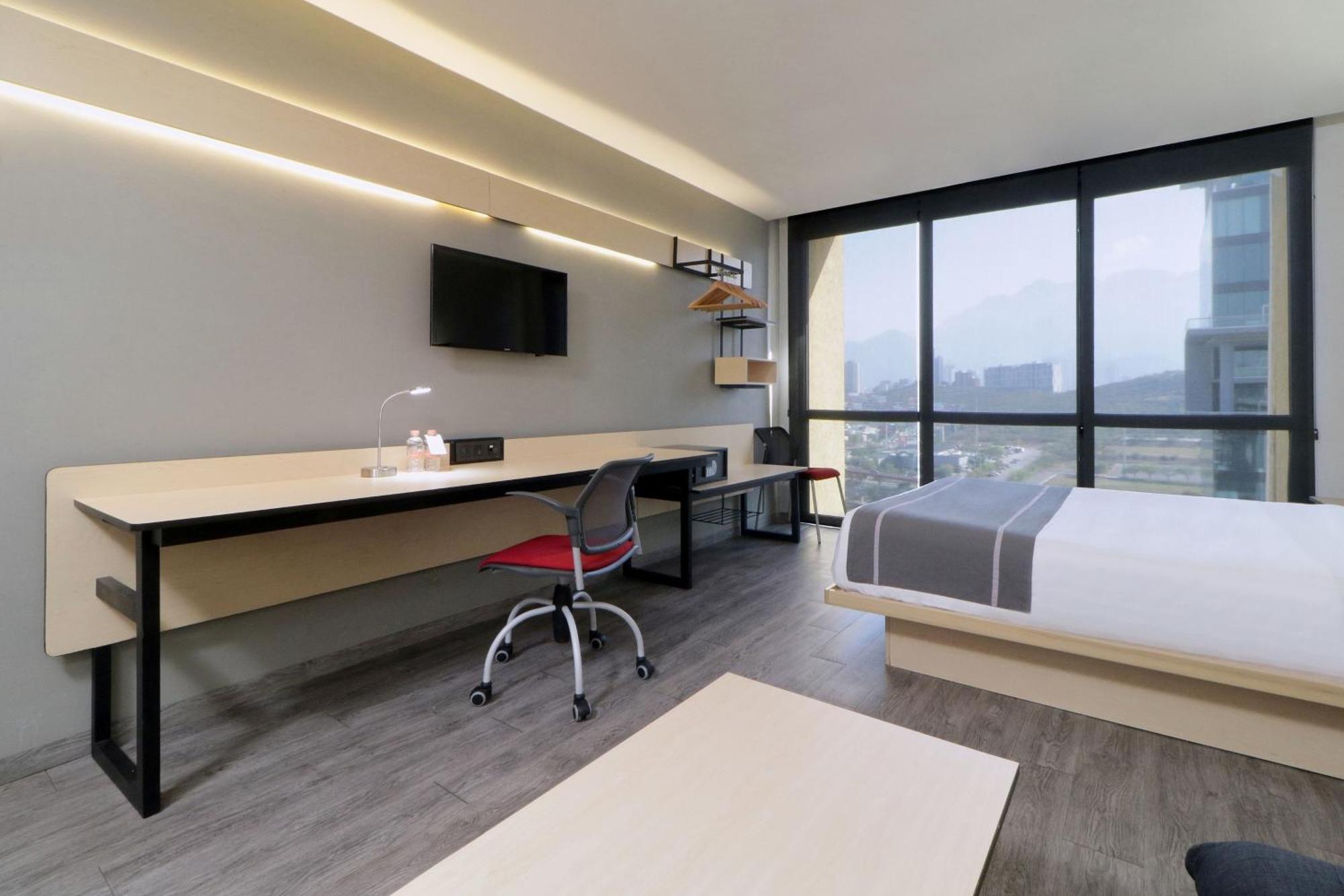 City Express Plus By Marriott Monterrey Galerias Exterior foto