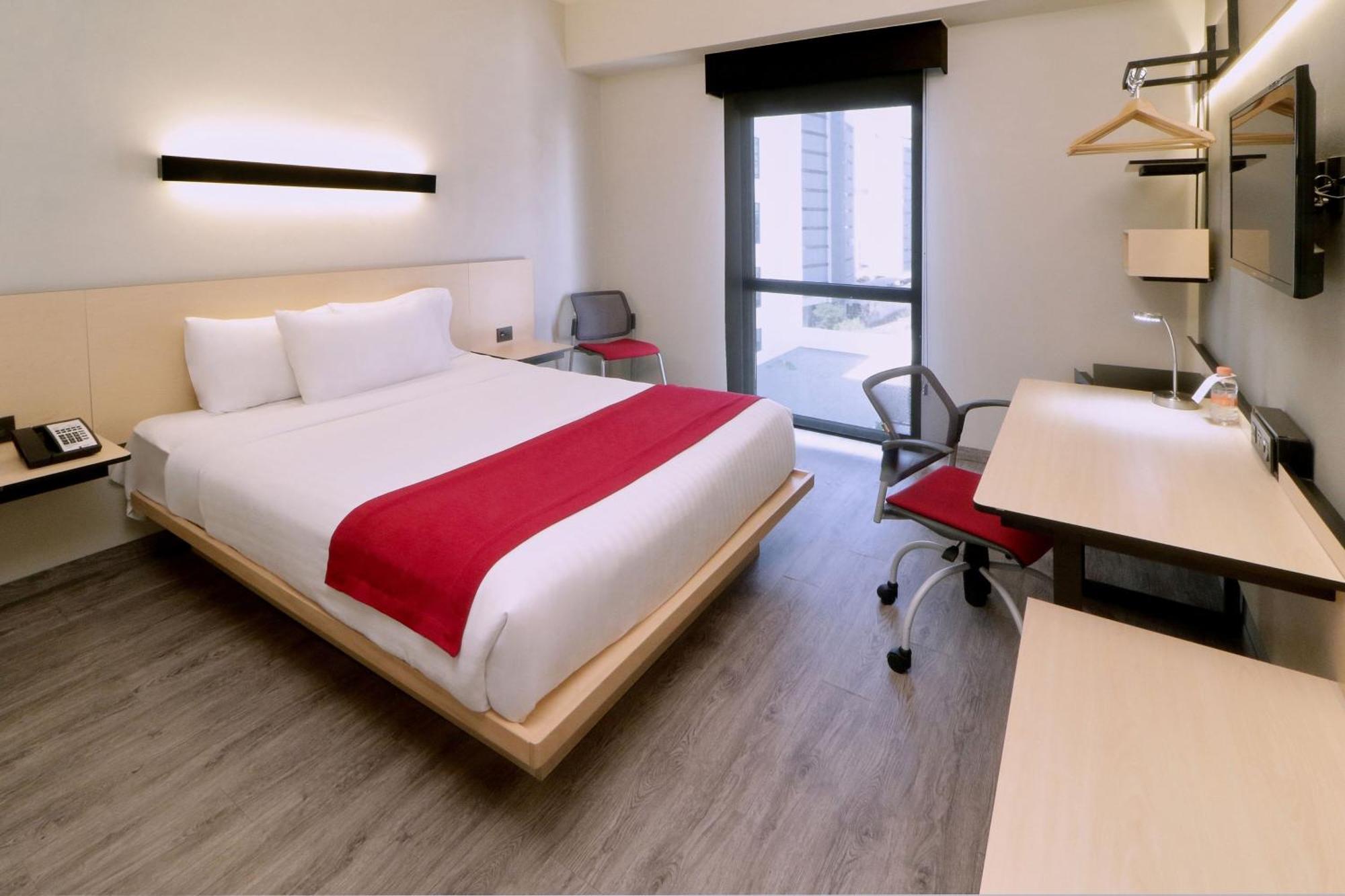 City Express Plus By Marriott Monterrey Galerias Exterior foto