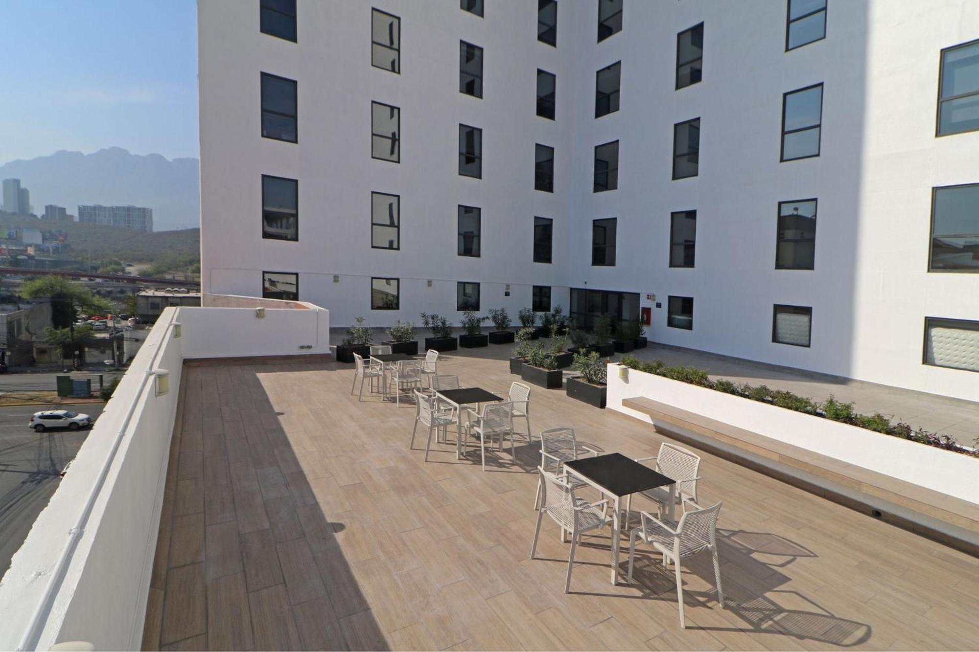 City Express Plus By Marriott Monterrey Galerias Exterior foto